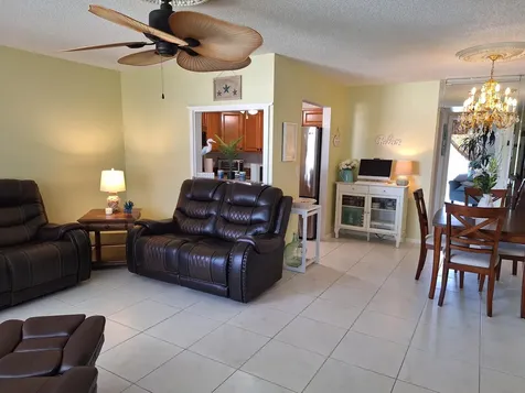 305 Andover L West Palm Beach FL 33417