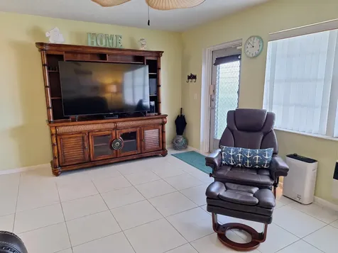 305 Andover L West Palm Beach FL 33417