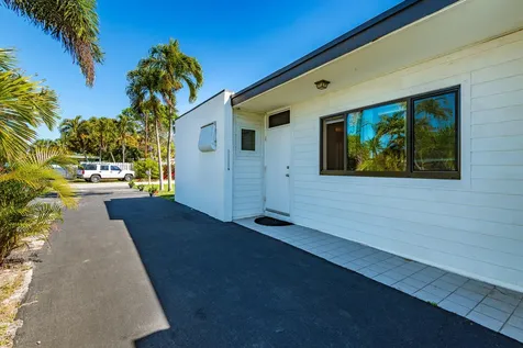 354 Manchester Street Boca Raton FL 33487