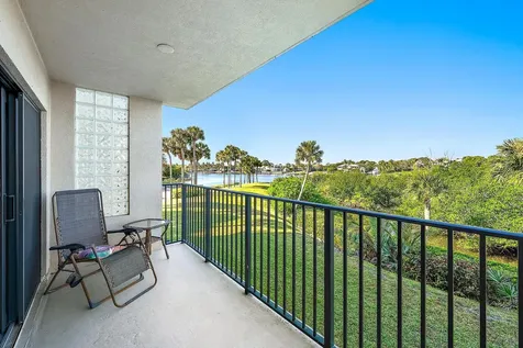 1701 Marina Isle Way Jupiter FL 33477