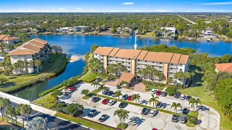 1701 Marina Isle Way Jupiter FL 33477