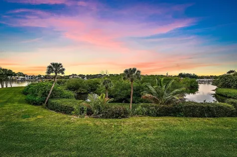 1701 Marina Isle Way Jupiter FL 33477