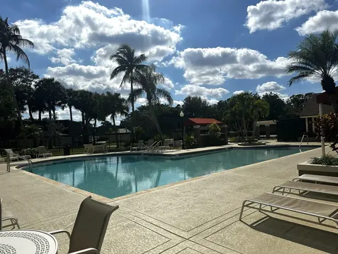 7208 72nd Way West Palm Beach FL 33407