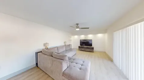 7208 72nd Way West Palm Beach FL 33407