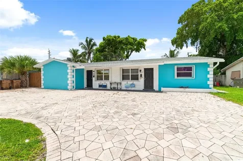 1479 SE 4th Avenue Deerfield Beach FL 33441