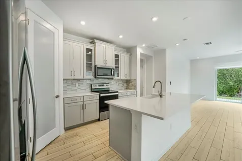 6818 Pointe Of Woods Drive West Palm Beach FL 33413