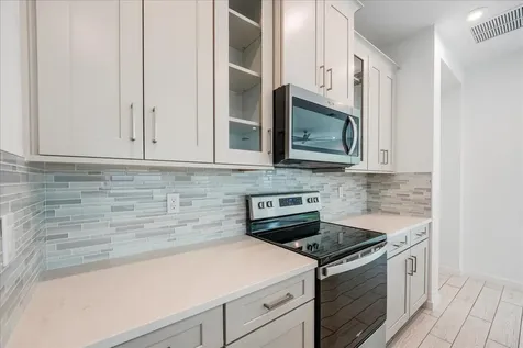 6818 Pointe Of Woods Drive West Palm Beach FL 33413