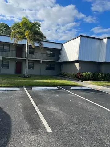 2513 S 17th Street Fort Pierce FL 34982