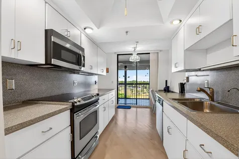 5279 Fountains Drive Lake Worth FL 33467