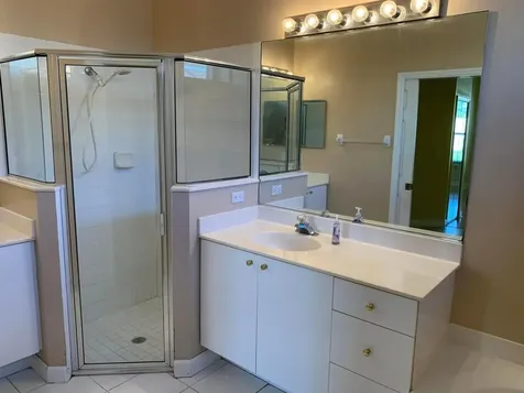 825 SW Andrews Cove Street Port Saint Lucie FL 34986