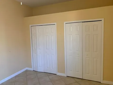 825 SW Andrews Cove Street Port Saint Lucie FL 34986