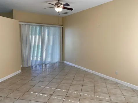 825 SW Andrews Cove Street Port Saint Lucie FL 34986