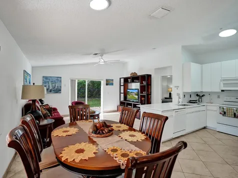 1245 SW 46th Way Deerfield Beach FL 33442