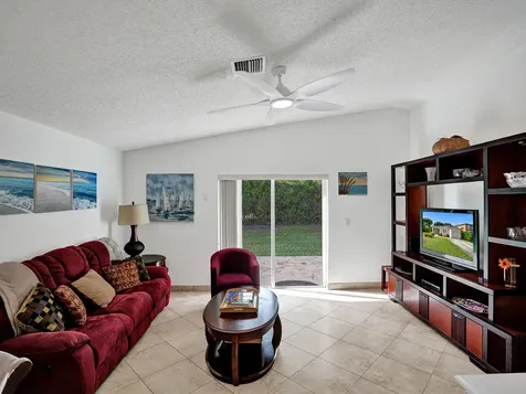 1245 SW 46th Way Deerfield Beach FL 33442