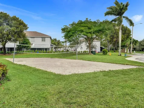 1245 SW 46th Way Deerfield Beach FL 33442