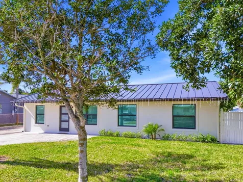19124 Se Fearnley Drive Jupiter FL 33469