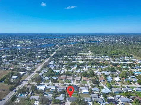 19124 Se Fearnley Drive Jupiter FL 33469