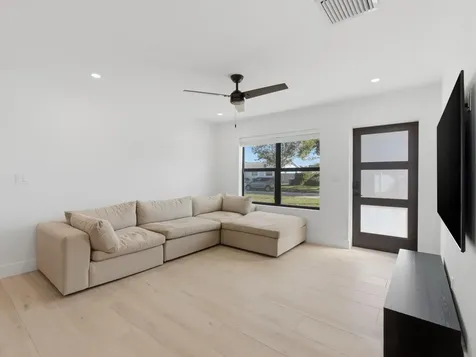 19124 Se Fearnley Drive Jupiter FL 33469