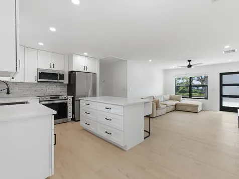 19124 Se Fearnley Drive Jupiter FL 33469