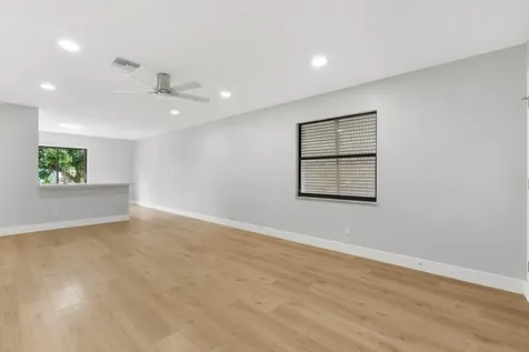 2240 86th Drive Vero Beach FL 32966