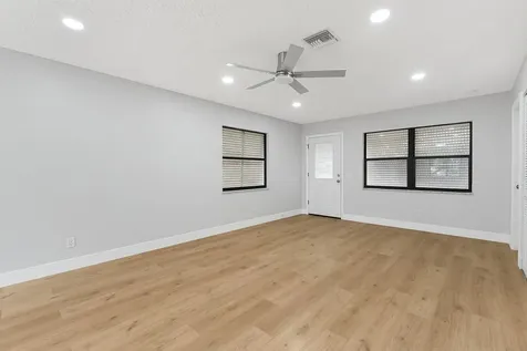 2240 86th Drive Vero Beach FL 32966