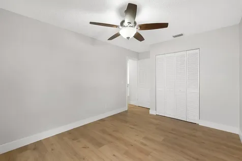 2240 86th Drive Vero Beach FL 32966