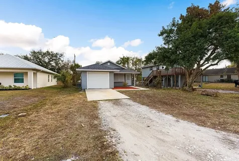 2240 86th Drive Vero Beach FL 32966