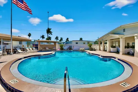 1401 S 33 Road Hollywood FL 33021
