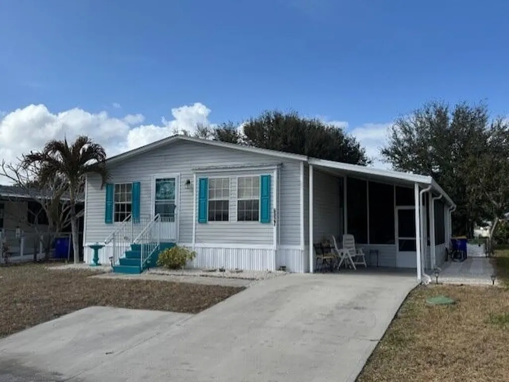6927 Se Delegate Street Hobe Sound FL 33455