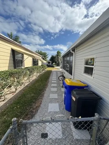 6927 Se Delegate Street Hobe Sound FL 33455
