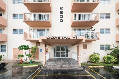 2200 E Hallandale Beach Boulevard Hallandale Beach FL 33009