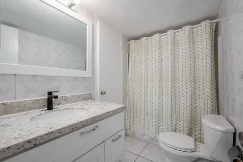 2200 E Hallandale Beach Boulevard Hallandale Beach FL 33009