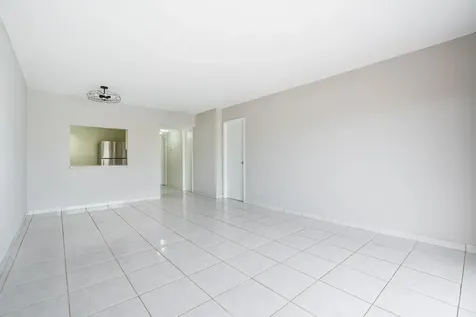 2200 E Hallandale Beach Boulevard Hallandale Beach FL 33009