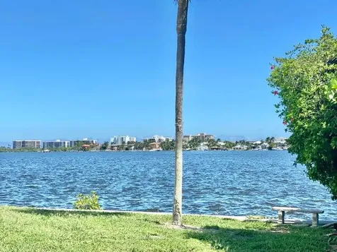 890 N Federal Highway Lantana FL 33462