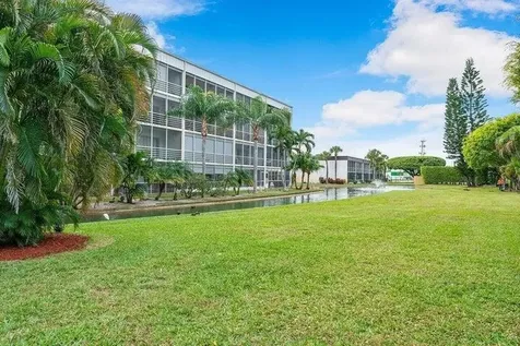 890 N Federal Highway Lantana FL 33462