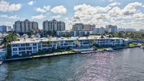 2717 Yacht Club Boulevard Fort Lauderdale FL 33304