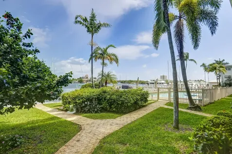 2717 Yacht Club Boulevard Fort Lauderdale FL 33304