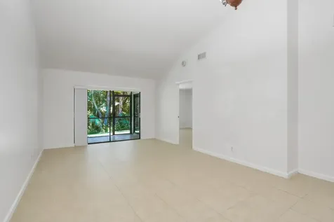 470 Hardwood Place Boca Raton FL 33431