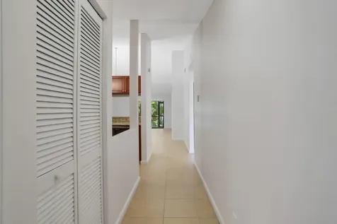 470 Hardwood Place Boca Raton FL 33431