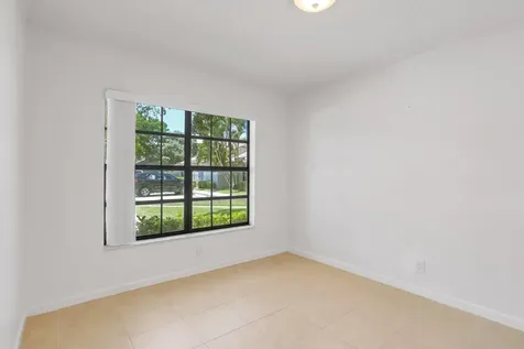 470 Hardwood Place Boca Raton FL 33431