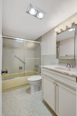 104 Plymouth M West Palm Beach FL 33417