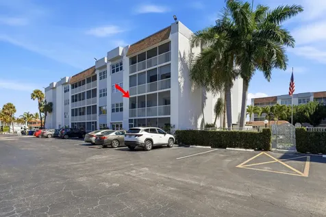 1502 S Lakeside Drive Lake Worth Beach FL 33460