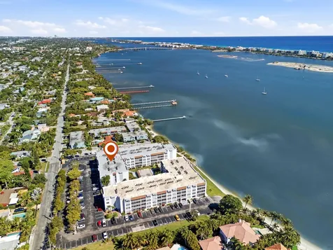 1502 S Lakeside Drive Lake Worth Beach FL 33460