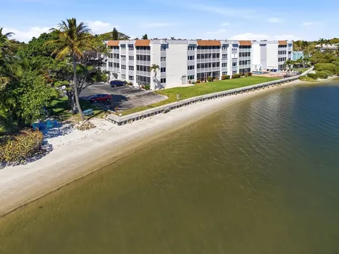 1502 S Lakeside Drive Lake Worth Beach FL 33460