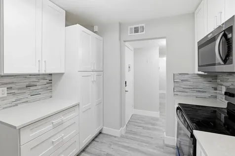 1502 S Lakeside Drive Lake Worth Beach FL 33460