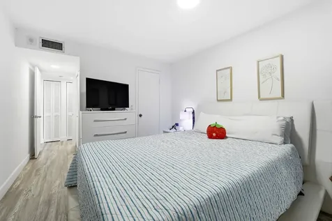 1502 S Lakeside Drive Lake Worth Beach FL 33460