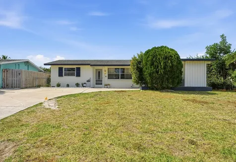 533 Riverside Drive Palm Beach Gardens FL 33410