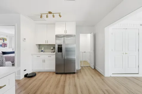 533 Riverside Drive Palm Beach Gardens FL 33410