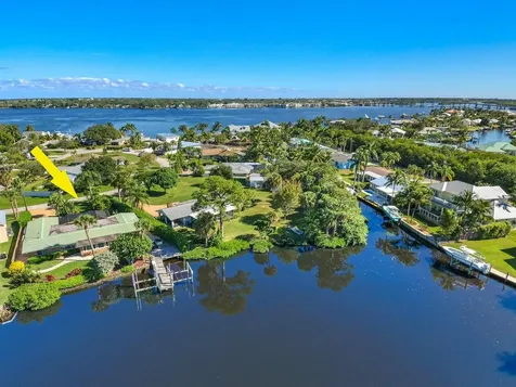 1282 Sw Pelican Crescent Palm City FL 34990