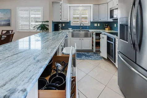 2950 Se Ocean Boulevard Stuart FL 34996